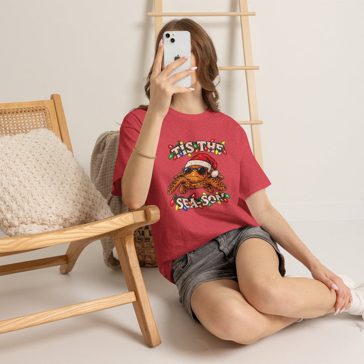 Tis the Sea-Son Christmas Sea Turtle T-Shirt – Coastal Holiday Tee