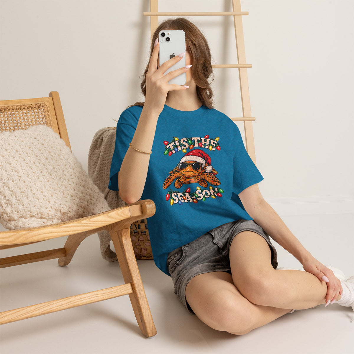 Tis the Sea-Son Christmas Sea Turtle T-Shirt – Coastal Holiday Tee