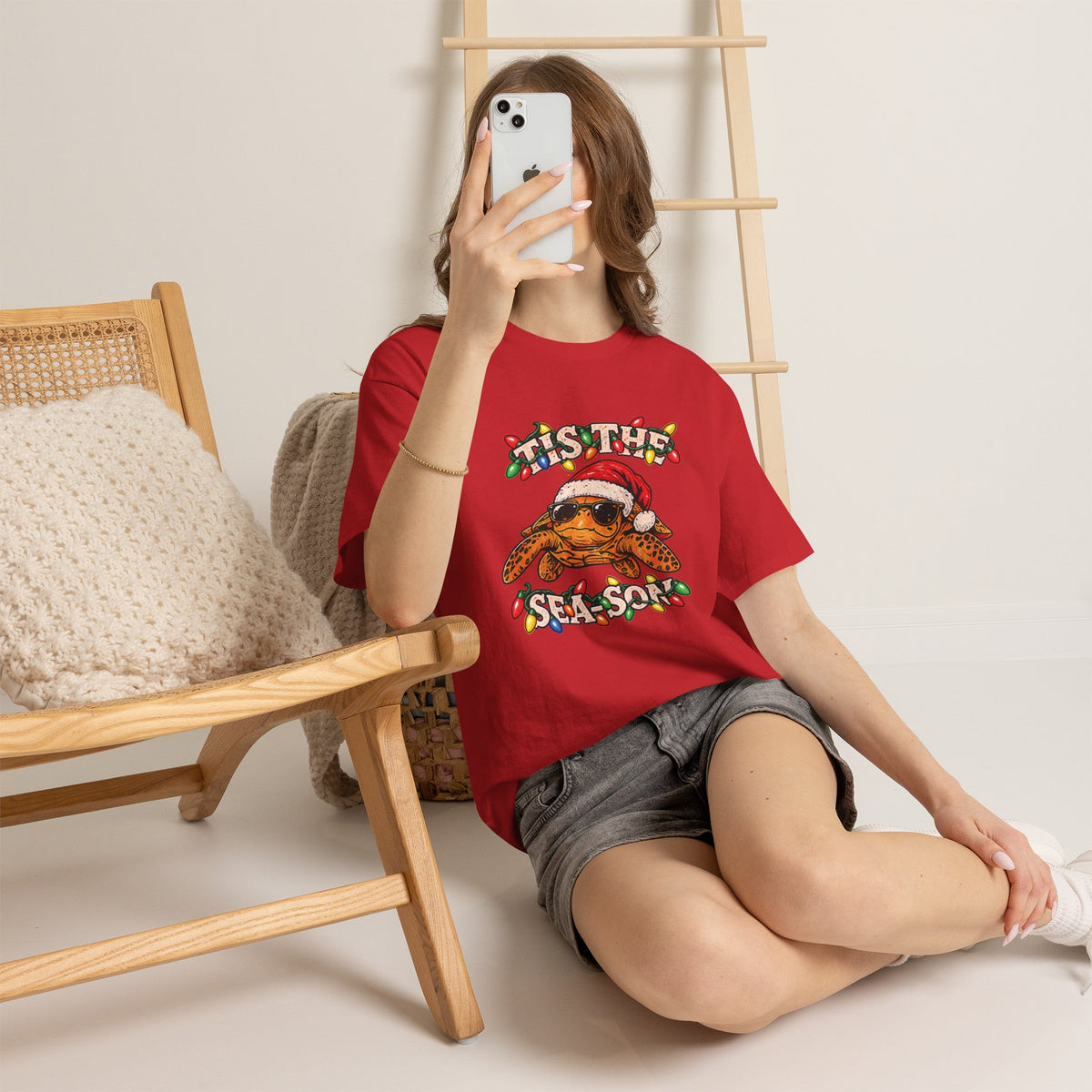 Tis the Sea-Son Christmas Sea Turtle T-Shirt – Coastal Holiday Tee
