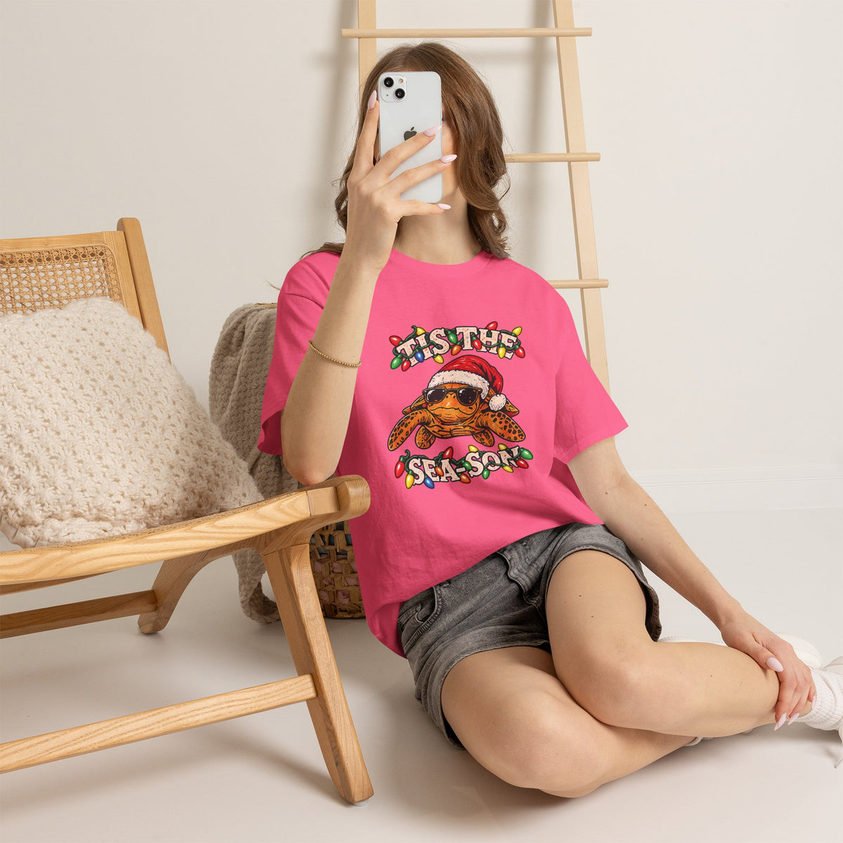 Tis the Sea-Son Christmas Sea Turtle T-Shirt – Coastal Holiday Tee