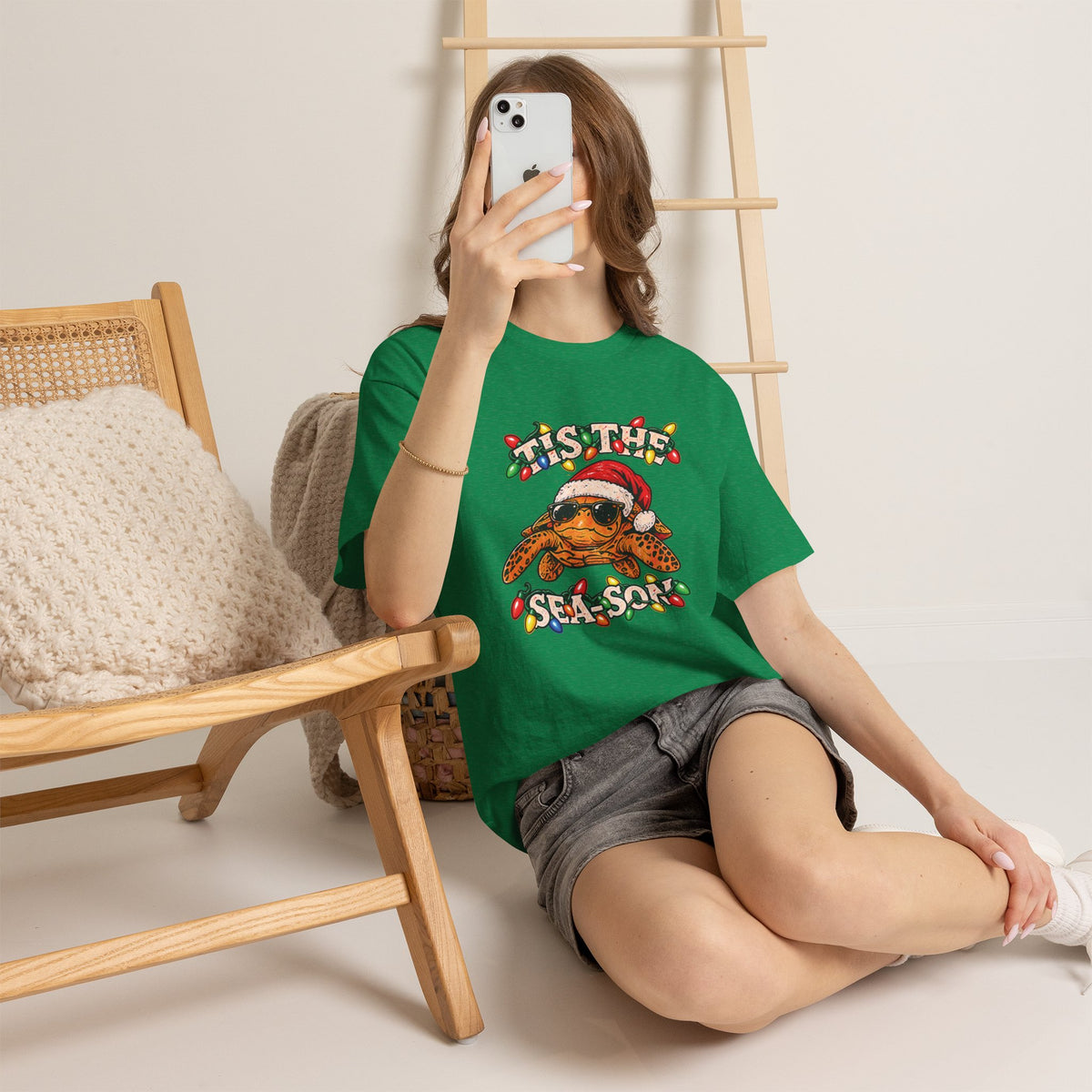 Tis the Sea-Son Christmas Sea Turtle T-Shirt – Coastal Holiday Tee