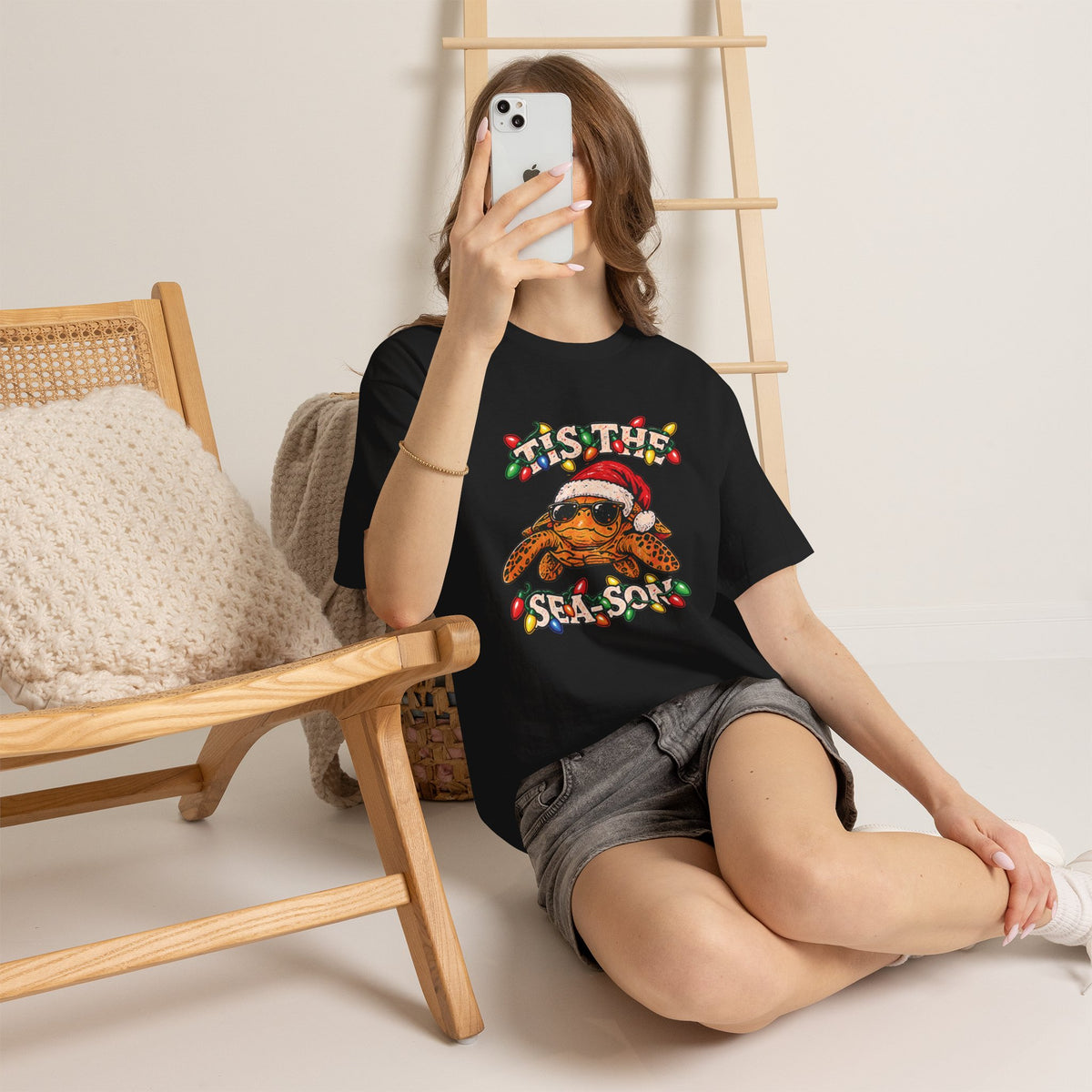 Tis the Sea-Son Christmas Sea Turtle T-Shirt – Coastal Holiday Tee